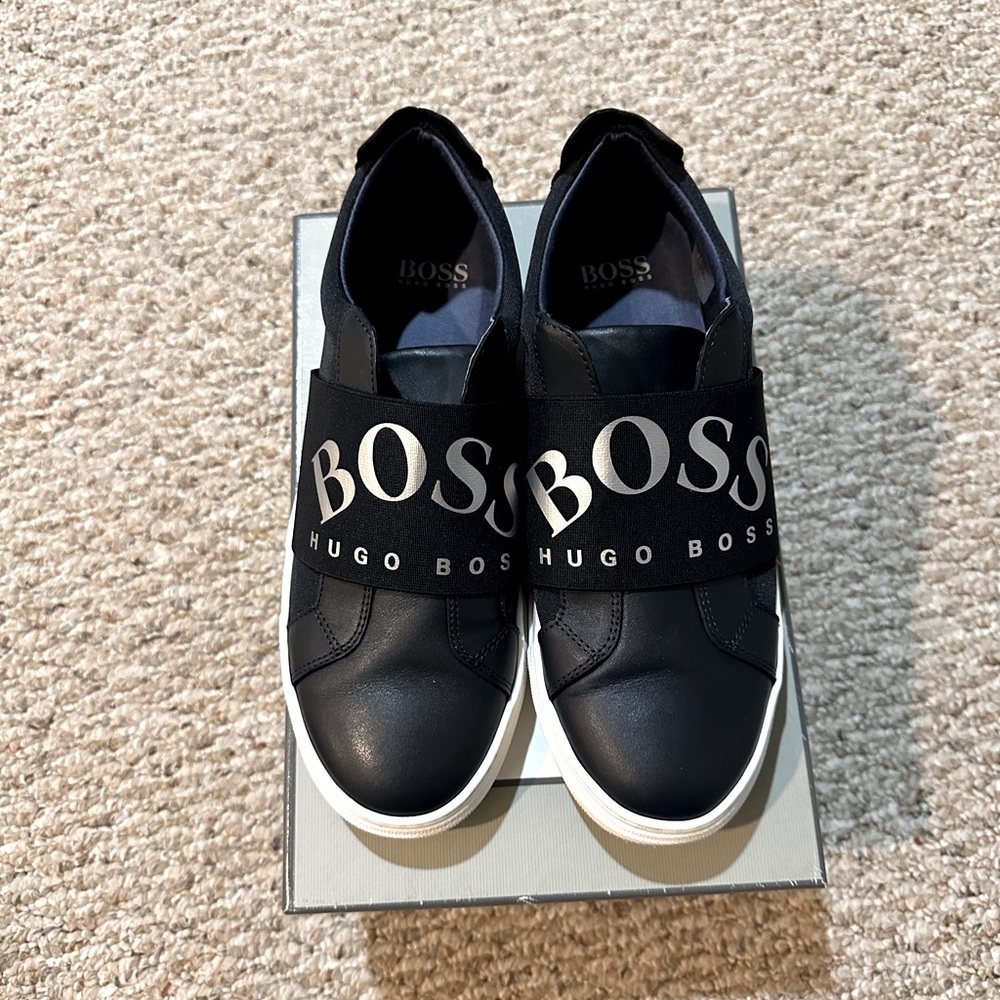 Boss logo-print low top sneakers
